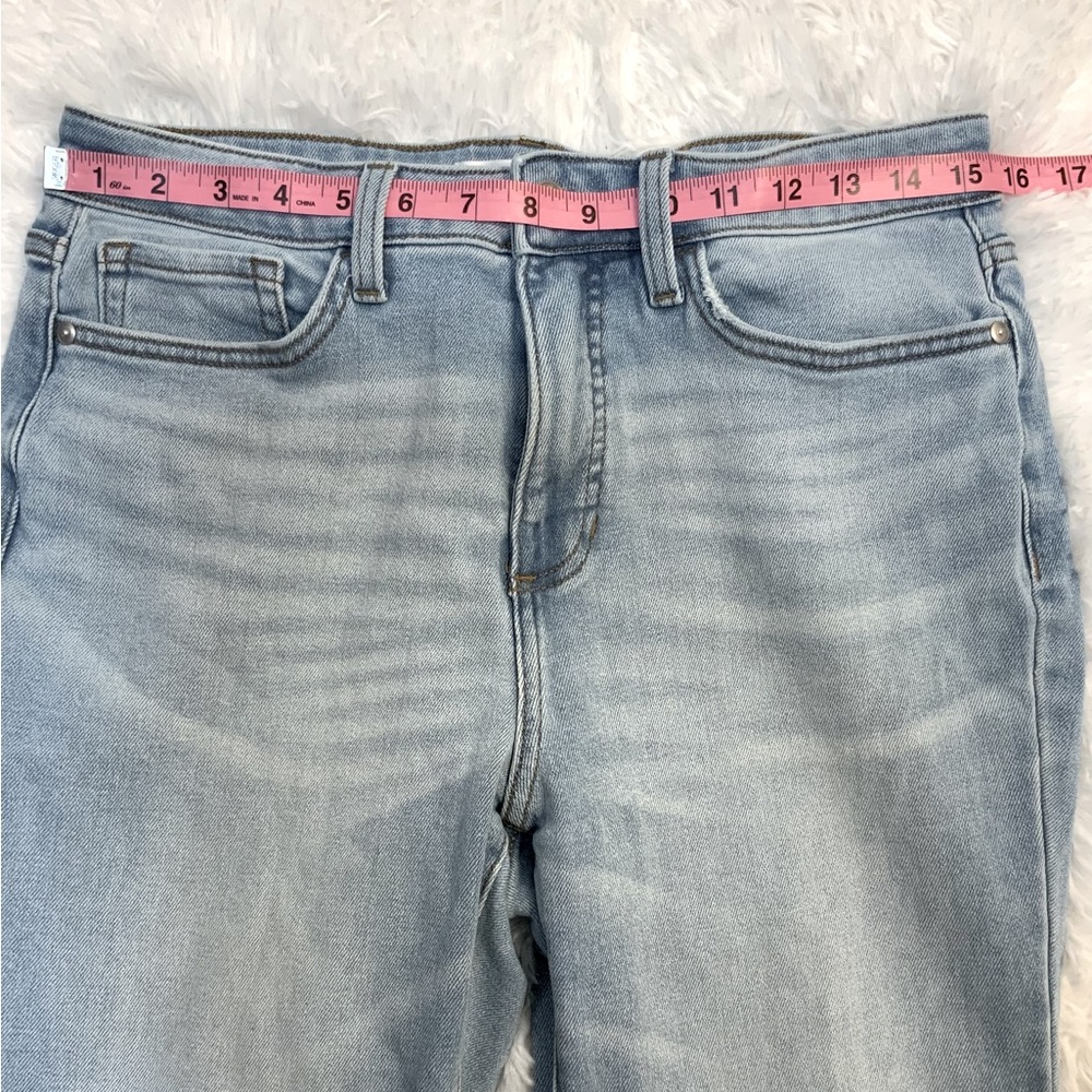 Lauren Conrad Women’s Light Denim Bootcut Jeans - Picture 3 of 7